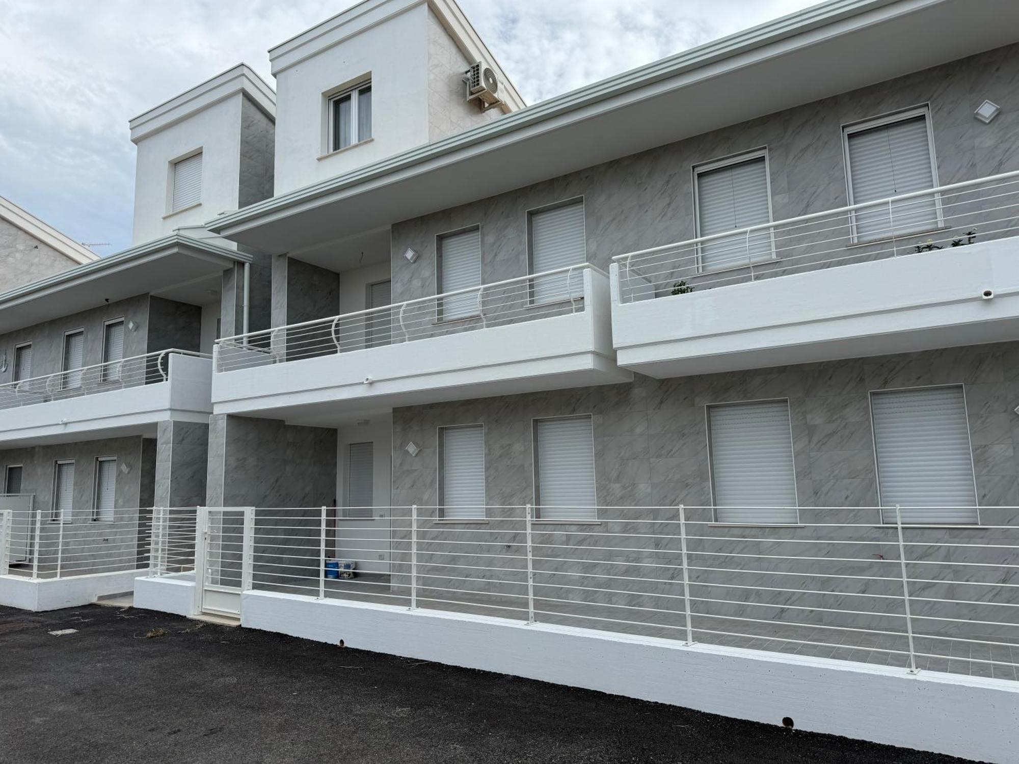 Residence Riva Del Mulino Marina Di Montenero Exterior photo
